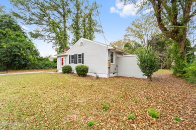 1201 River St, Jacksonville, NC 28540 - photo 5