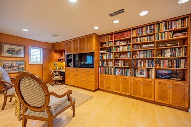 901 Bedford Dr, Midland, TX 79701 - photo 7