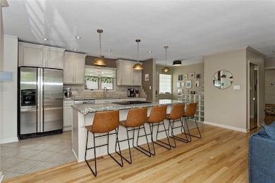 Oversized kitchen island
