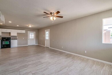 Bright and Open Great Room w/ New Paint