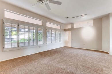 14132 W Circle Ridge Sun City-large-006-