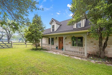 330 Woodcreek Ct, Granbury, TX 76049 - photo 2