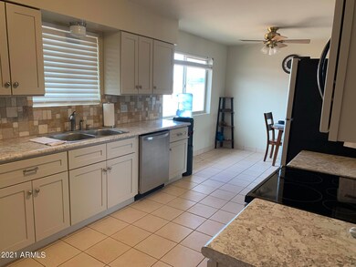 804 W Gilmore St, Winslow, AZ 86047 - photo 7