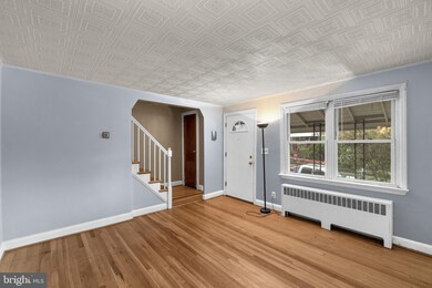 3929 Colchester Rd, Baltimore, MD 21229 - photo 7