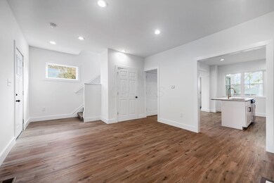 1383 E Rich St, Columbus, OH 43205 - photo 3