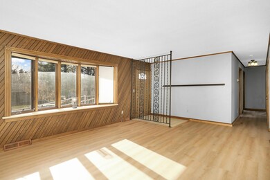 11004 Oak Knoll Terrace N, Hopkins, MN 55305 - photo 7