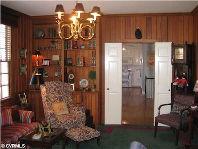 Den/Family/Great Room - Cozy paneled den