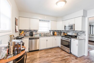 901 W 39th Place, Hobart, IN 46342 - photo 7