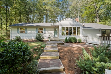 4 Old Bridge Rd E, New Fairfield, CT 06812 - photo 2