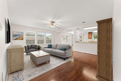 203 Sil Cove, Leander, TX 78641 - photo 3