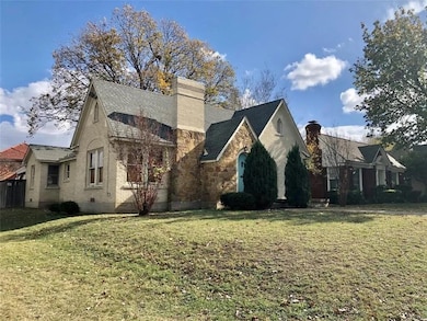 3301 Rogers Ave unit A, Fort Worth, TX 76109 - photo 2