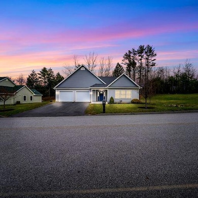 9 Cortland Way, Lewiston, ME 04240 - photo 4