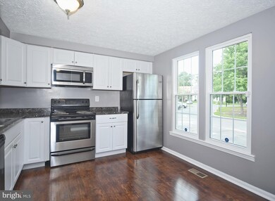 1335 E Spring Meadow Ct, Edgewood, MD 21040 - photo 6