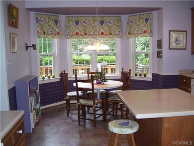 You will LOVE the kitchen !