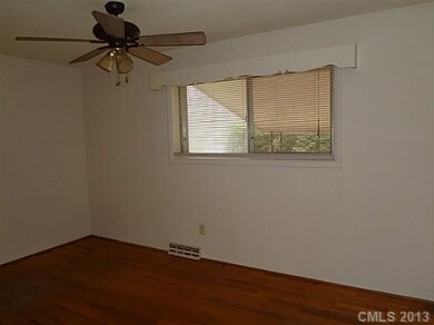 Bedroom - 1st bedroom