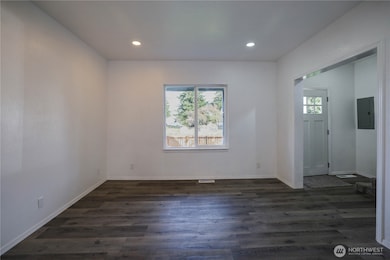 1114 Wheeler Ave, Hoquiam, WA 98550 - photo 3