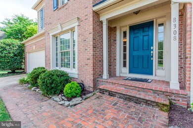 8308 Knotty Pine Ln, Fairfax Station, VA 22039 - photo 3