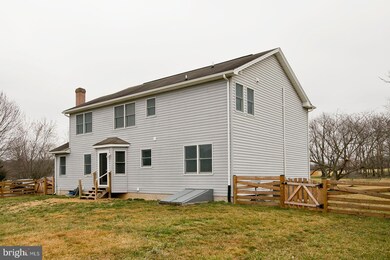 293 Quaint Swan Dale Dr, Martinsburg, WV 25404 - photo 6