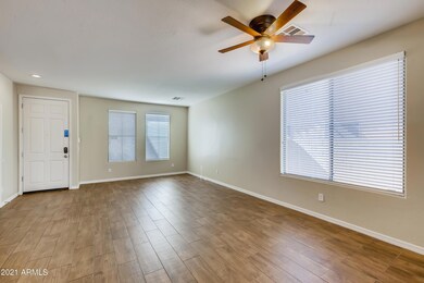 4-407616217-05 Living Room