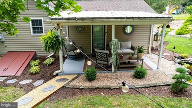 843 Hade Rd, Chambersburg, PA 17202 - photo 4