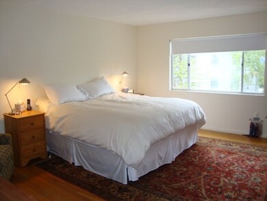 17 Williams St, Brookline, MA 02446 - photo 5