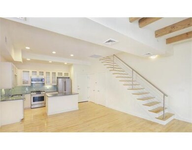 72 Hamilton St, Cambridge, MA 02139 - photo 3