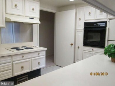 3470 Chiswick Ct unit 1E, Silver Spring, MD 20906 - photo 4