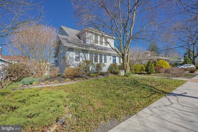 135 E Graisbury Ave, Audubon, NJ 08106 - photo 2