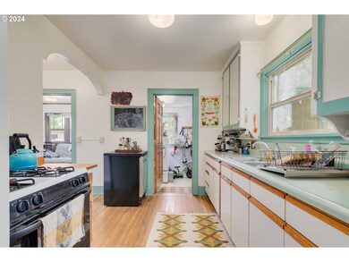 211 Ash St, Eugene, OR 97402 - photo 7