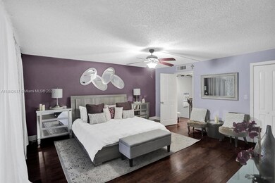 20533 NE 6th Ct, Miami, FL 33179 - photo 4