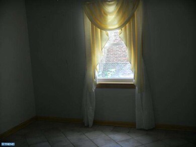 45 Edgewood Rd, Broomall, PA 19008 - photo 5