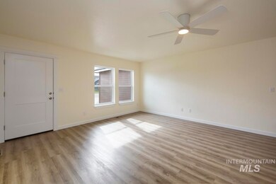 1125 W 10th St, Weiser, ID 83672 - photo 6