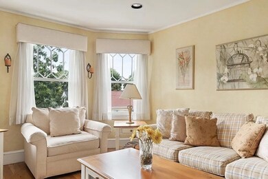 105 Montgomery St unit 2, Cambridge, MA 02140 - photo 5