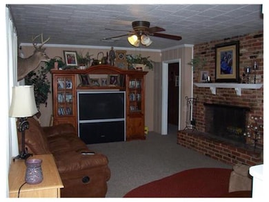 Den/Family/Great Room. Family Room/Den area