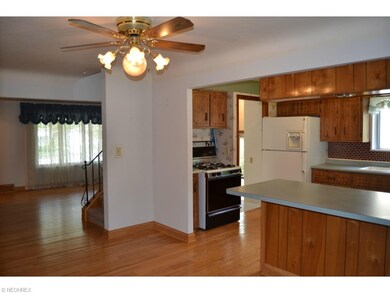 DINING ROOM - KITCHEN