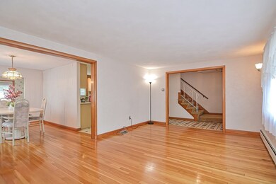 41 Harvard St, Malden, MA 02148 - photo 4