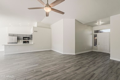 15360 N 87th Ave, Peoria, AZ 85381 - photo 3