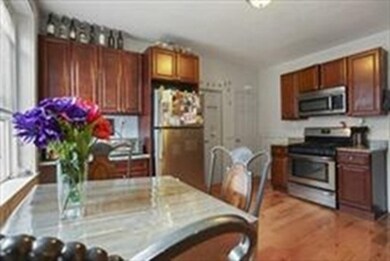 82 Shepton St unit 3, Dorchester Center, MA 02124 - photo 3