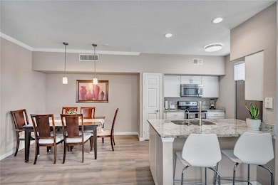 9834 Lake Chase Island Way unit 9834, Tampa, FL 33626 - photo 4