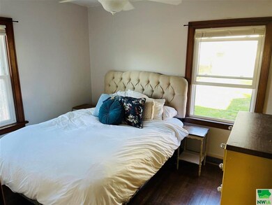 1113 9th St, Onawa, IA 51040 - photo 5