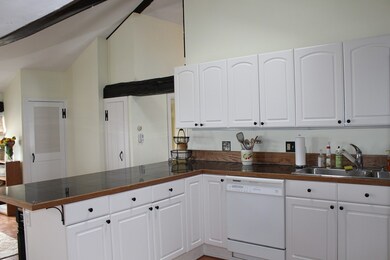 137 Water St unit 4, Newburyport, MA 01950 - photo 5