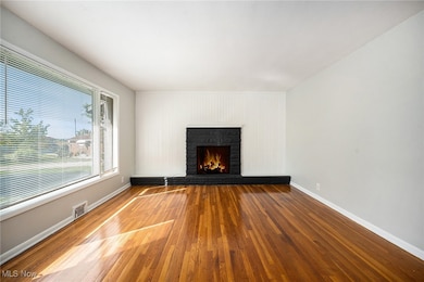 4391 Glenmere Cir, Cleveland, OH 44128 - photo 6