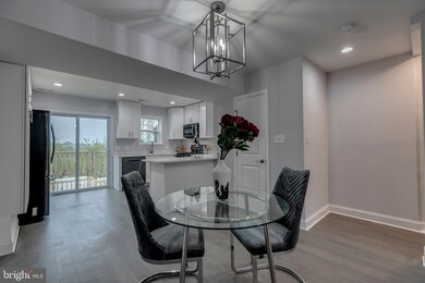 5520 B St SE, Washington, DC 20019 - photo 7