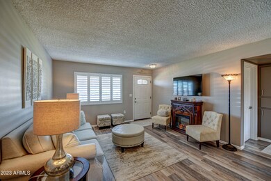 11129 W Desert Butte Dr unit 15C, Sun City, AZ 85351 - photo 6