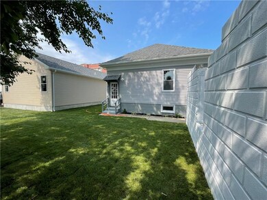 23 Stansbury St, Providence, RI 02908 - photo 7