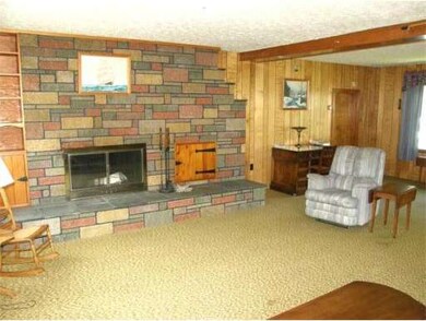 66 E Myrtle St, Orange, MA 01364 - photo 7