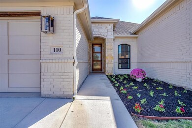 110 Buckeye Dr, Weatherford, TX 76086 - photo 2