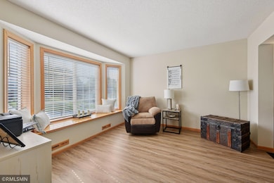 986 Sunny Ridge Drive - Spacecrafting - 0008.jpg