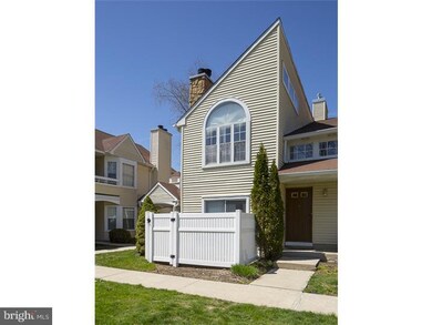 35 Dennis Ct, Hightstown, NJ 08520 - photo 3