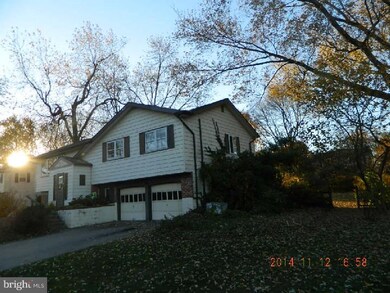 131 Glenn Oak Rd, Norristown, PA 19403 - photo 2